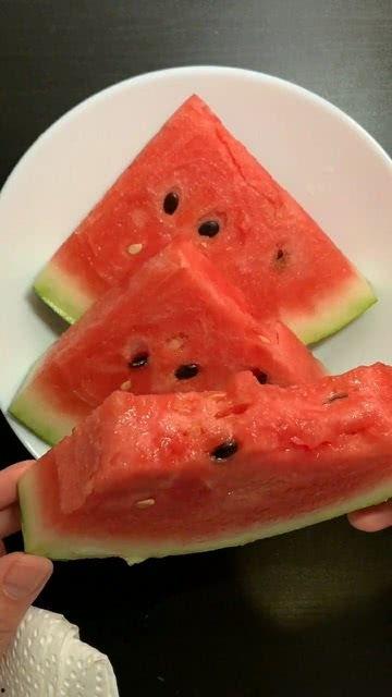 今日吃瓜每日吃瓜热门,揭秘热门吃瓜话题背后的真相