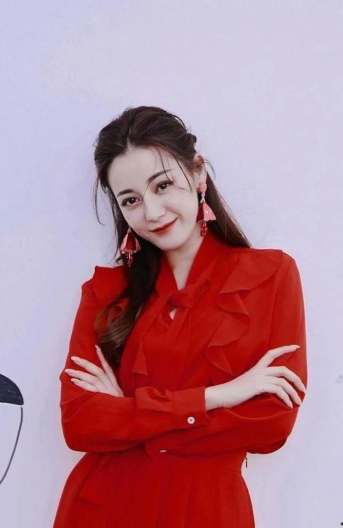 迪丽热巴恋情吃瓜爆料,甜蜜瞬间引发网友热议